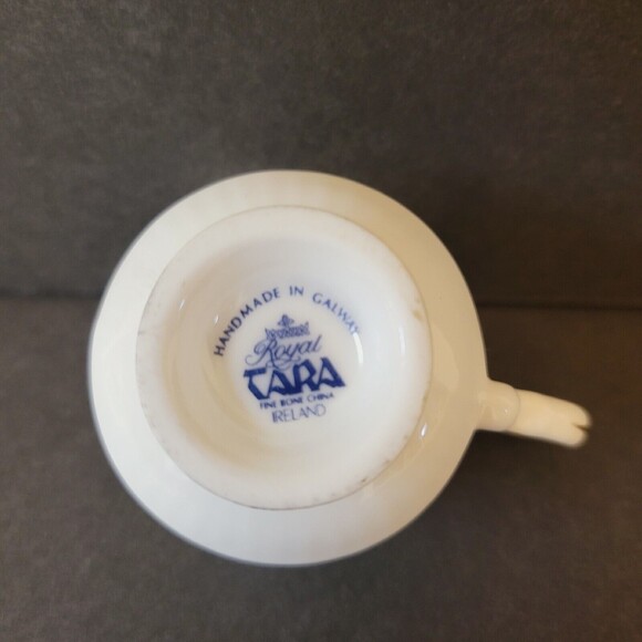 Celtic Royal Tara Fine Bone Ireland- Book Of Kells Mini Teacup With Saucer - Picture 7 of 9